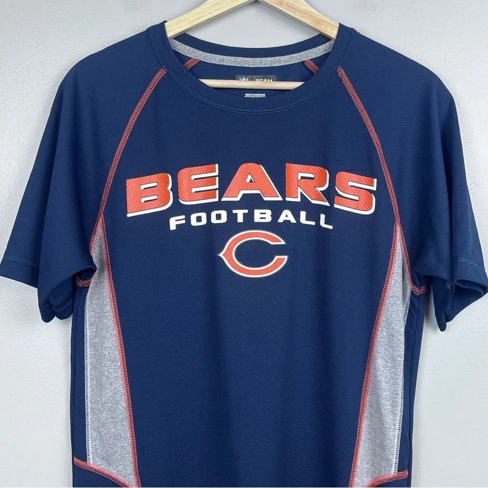 NFL Team Apparel Men's Chicago Bears Team Logo T-shirt Size S; Sports, Football